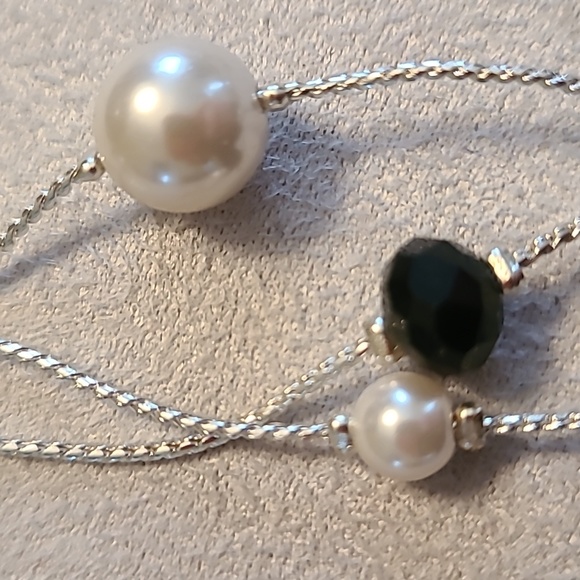 STUDIO S "PEARLS" FASHION JEWELRY NECKLACE AND MATCHING EARRINGS - Picture 8 of 8